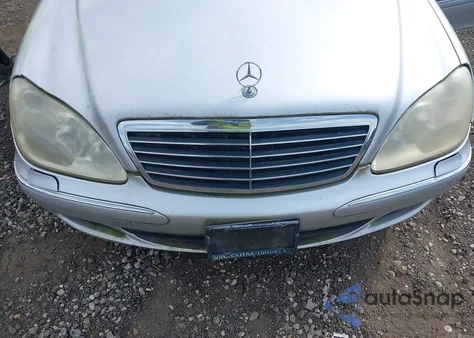 2003 Mercedes-Benz S 500 z USA, uszkodzony, nr VIN WDBNG75J73A320019